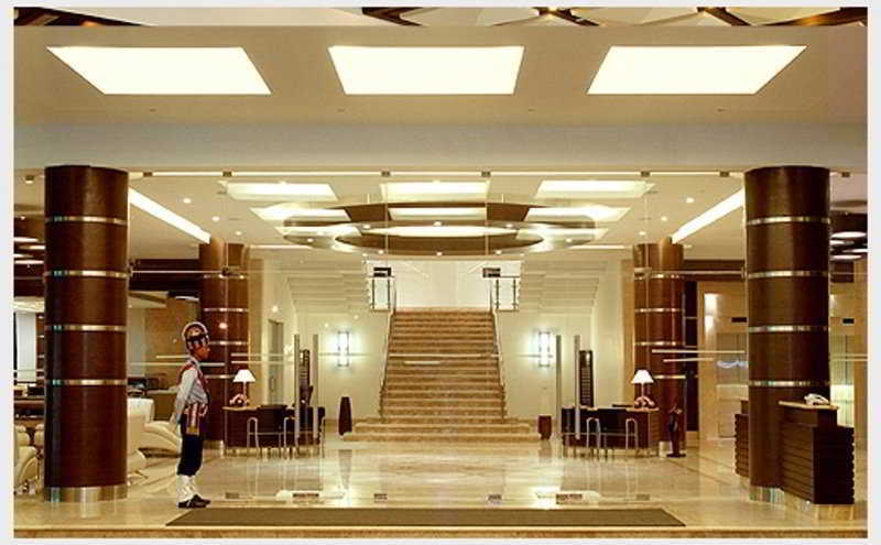 Trinity Hotel Bengaluru Exterior foto