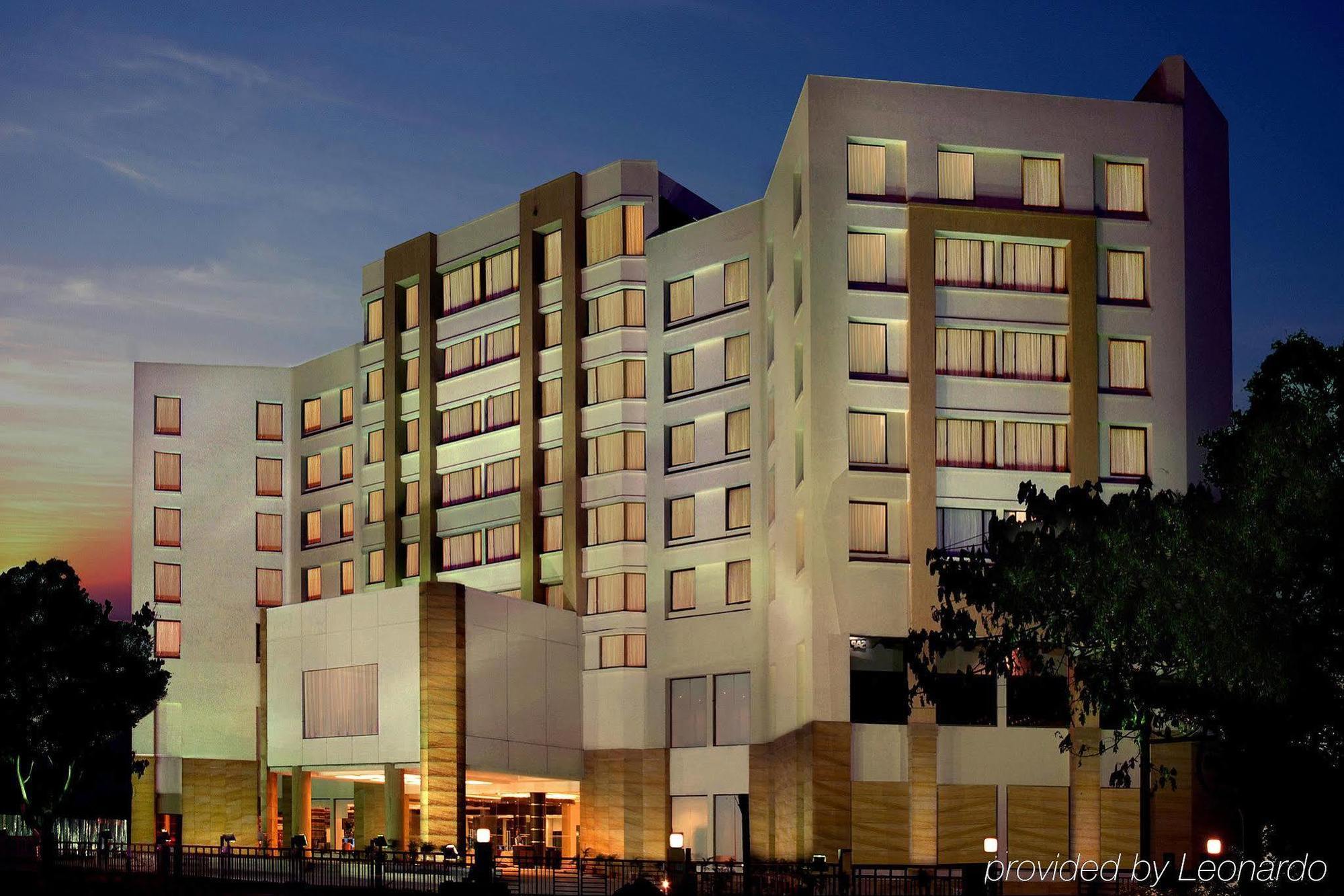 Trinity Hotel Bengaluru Bangalore Exterior foto